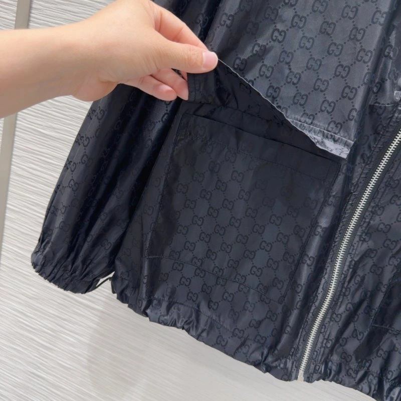 Gucci Long Suits Practical 124672