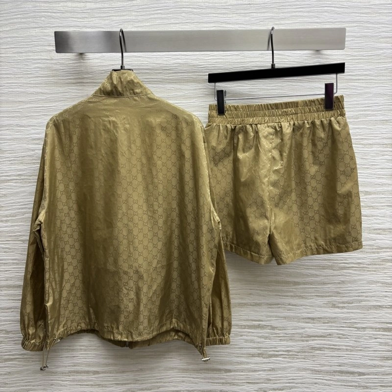 Gucci Long Suits Durable 124668