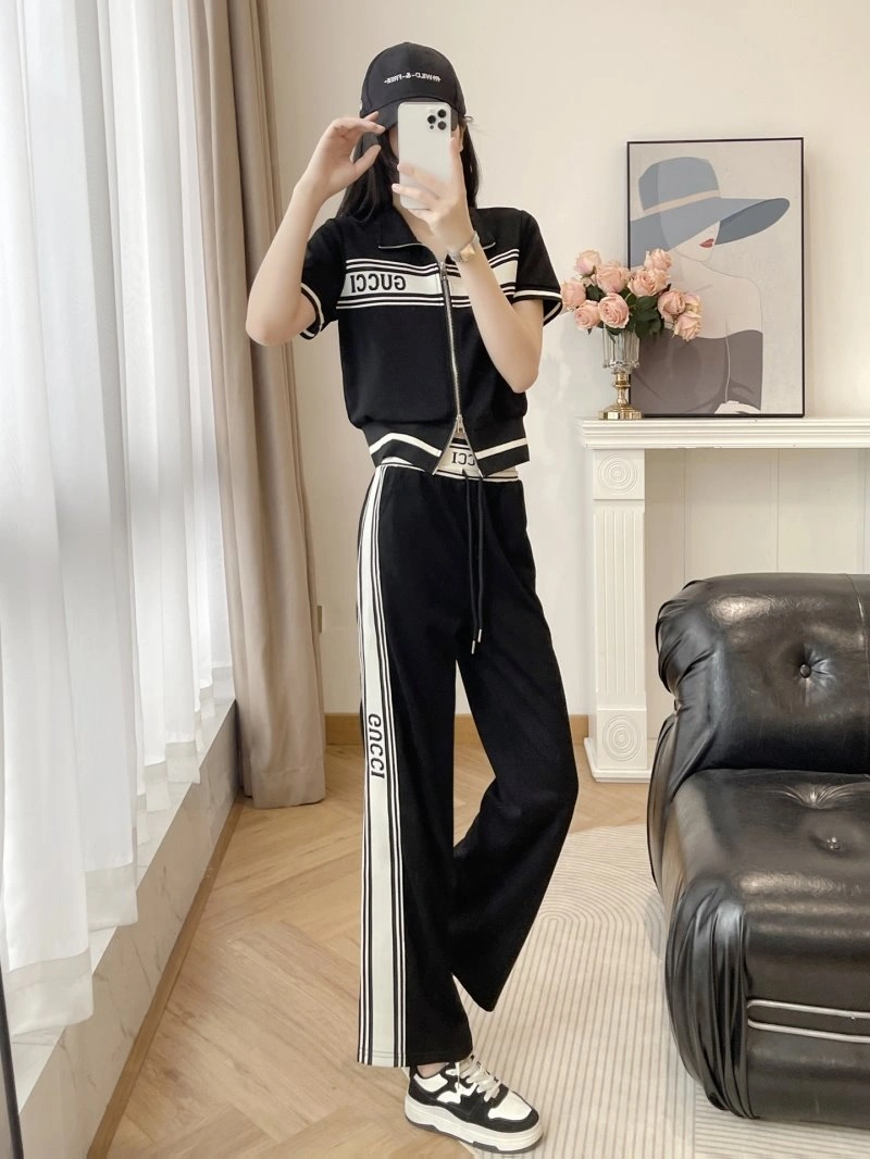 Comfortable Gucci Long Suits 124946