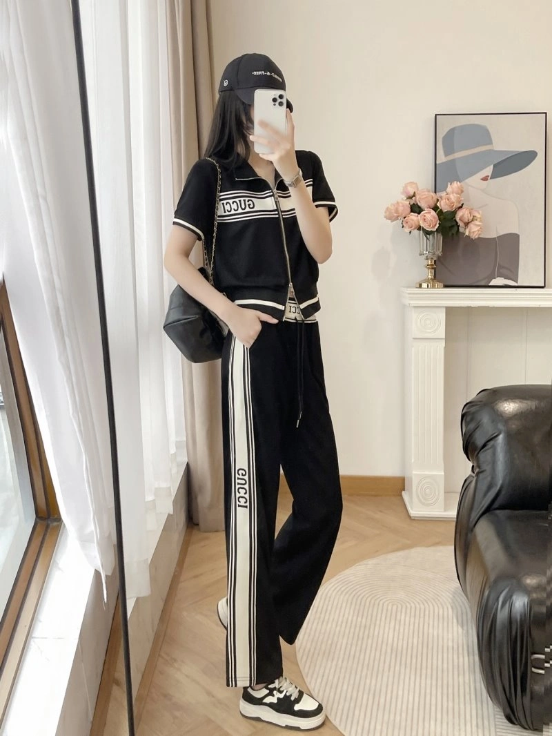 Comfortable Gucci Long Suits 124946