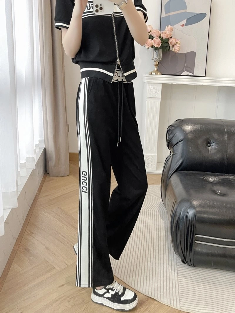 Comfortable Gucci Long Suits 124946
