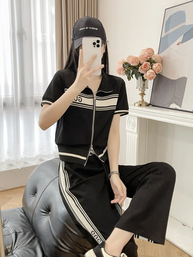 Comfortable Gucci Long Suits 124946