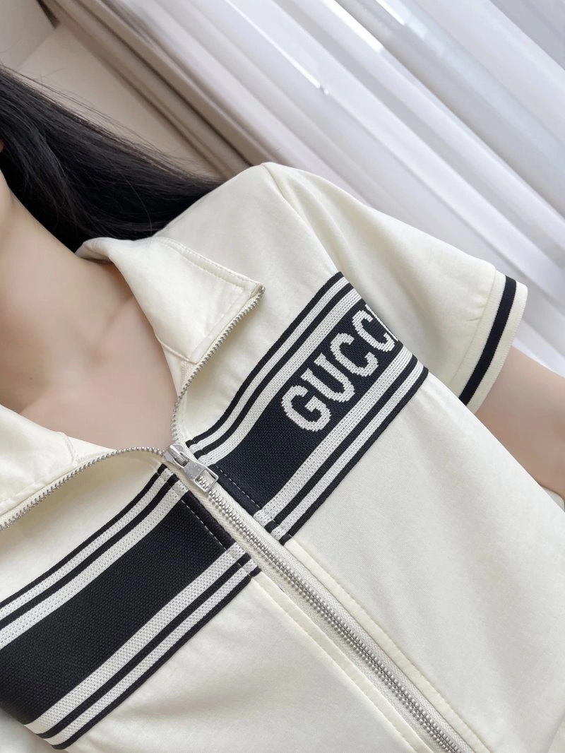 Gucci Long Suits Supportive 124962