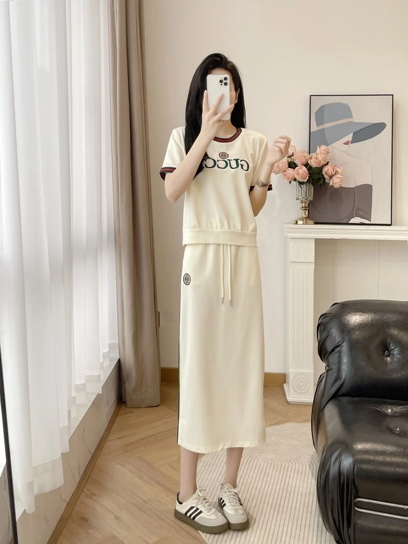 Gucci Long Suits EasyMatch 124955