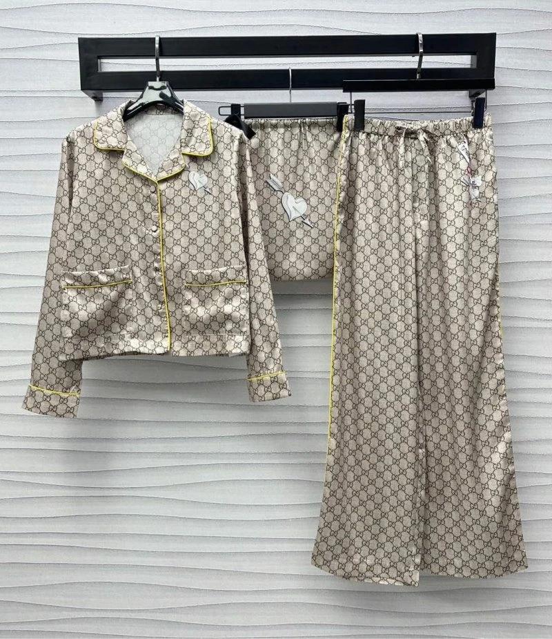 Cozy Gucci Long Suits 124453