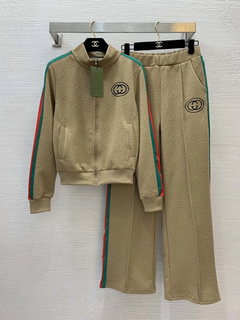 Casual Gucci Long Suits 124440