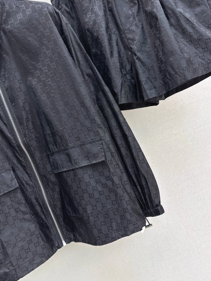 OdorResistant Gucci Long Suits 124429