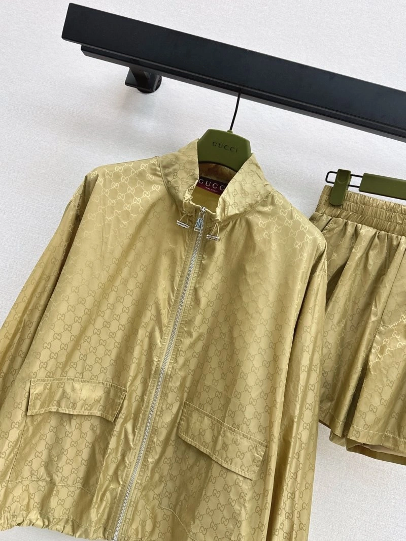 BestValue Gucci Long Suits 124433