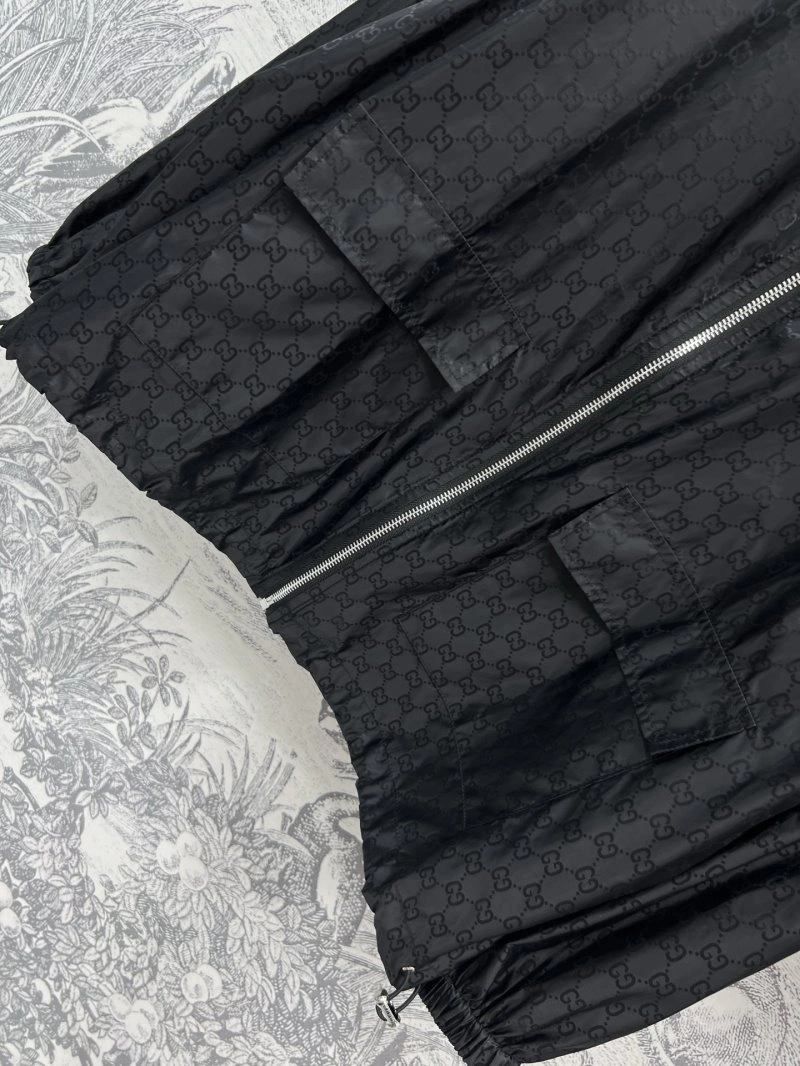 Resilient Gucci Long Suits 124428