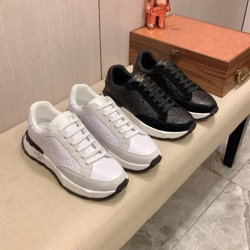 Gucci Low Shoes Stylish 24175