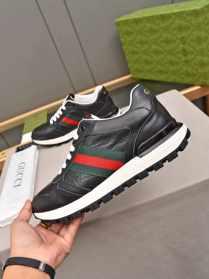 Unique Gucci Low Shoes 24152