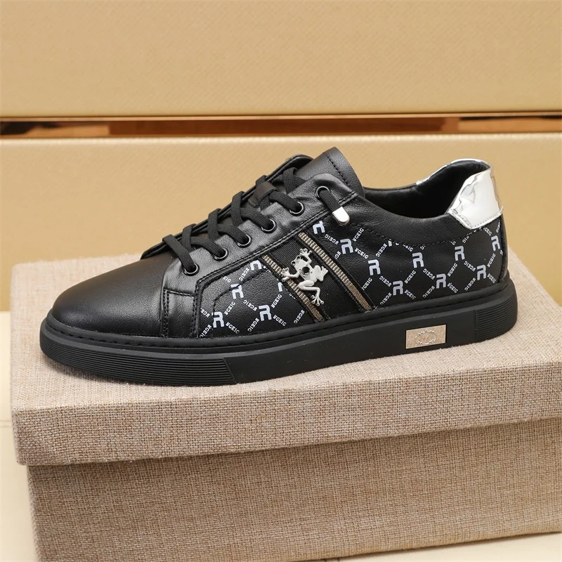Stretchable Gucci Low Shoes 24161