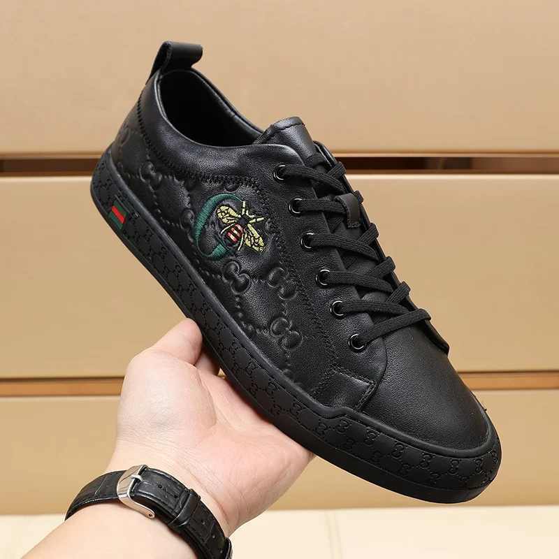 Gucci Low Shoes Durable 24140