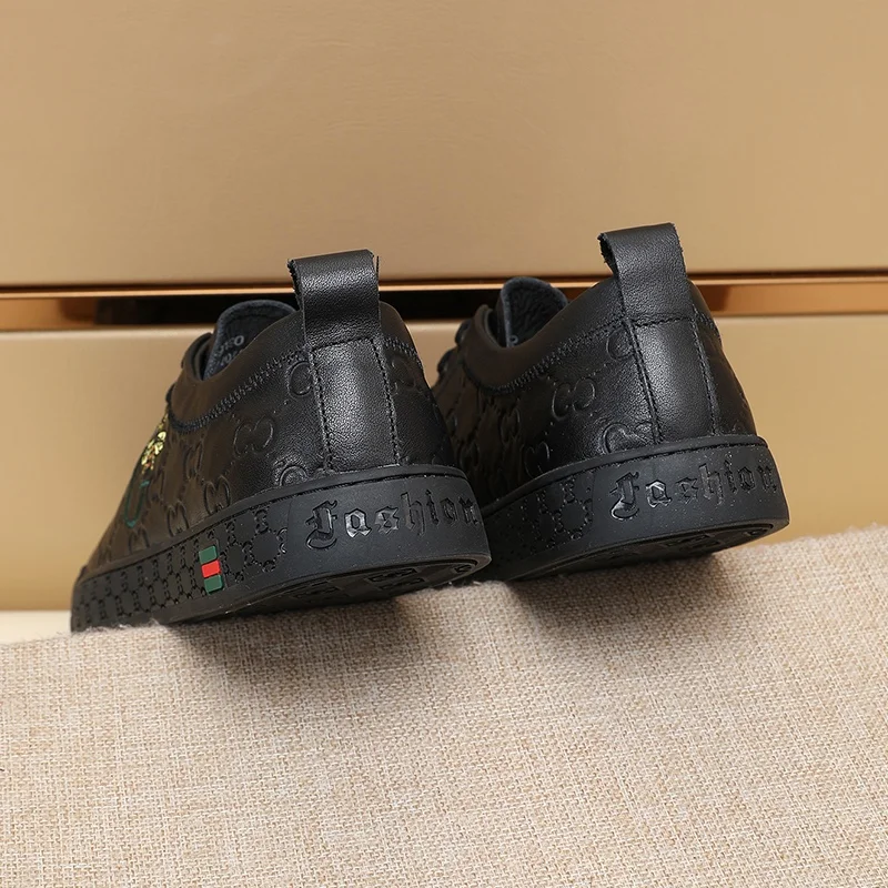 Gucci Low Shoes Durable 24140