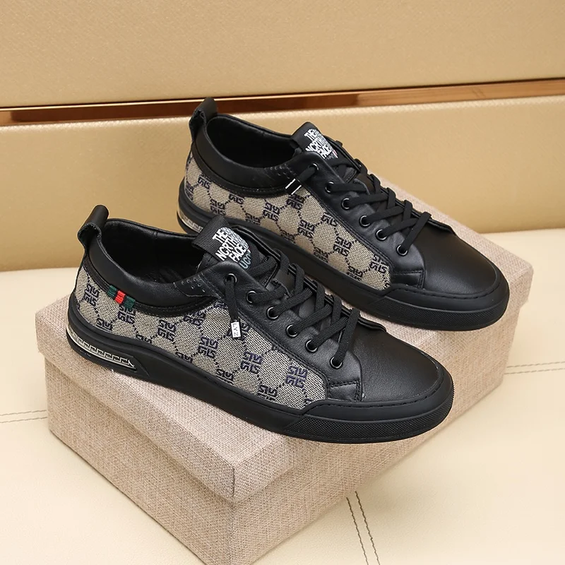 Timeless Gucci Low Shoes 24164