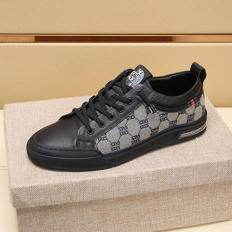 Timeless Gucci Low Shoes 24164
