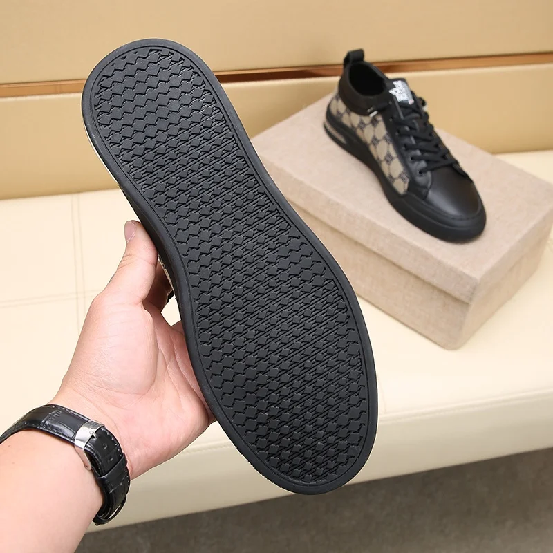 Timeless Gucci Low Shoes 24164