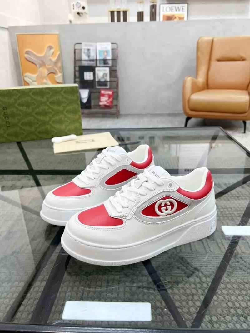 Gucci Low Shoes Sleek 24122