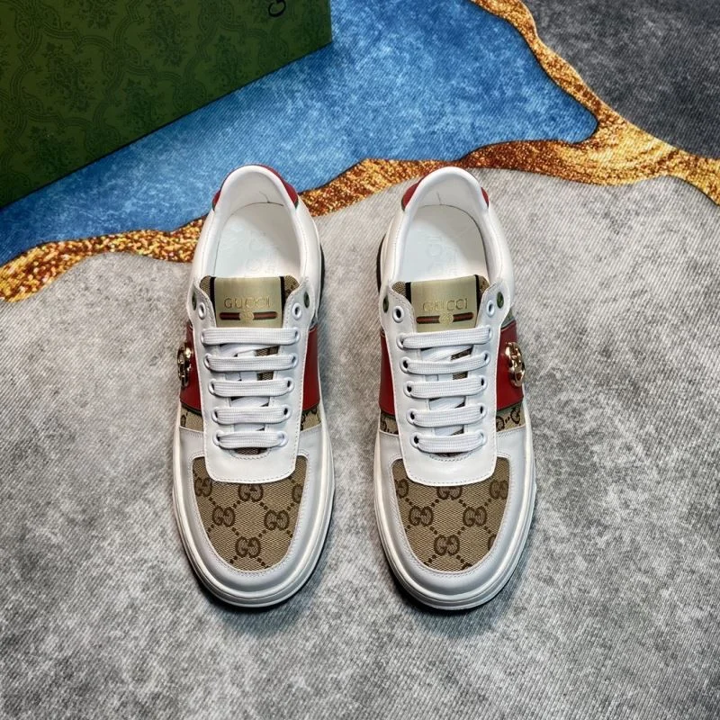Breathable Gucci Low Shoes 24099