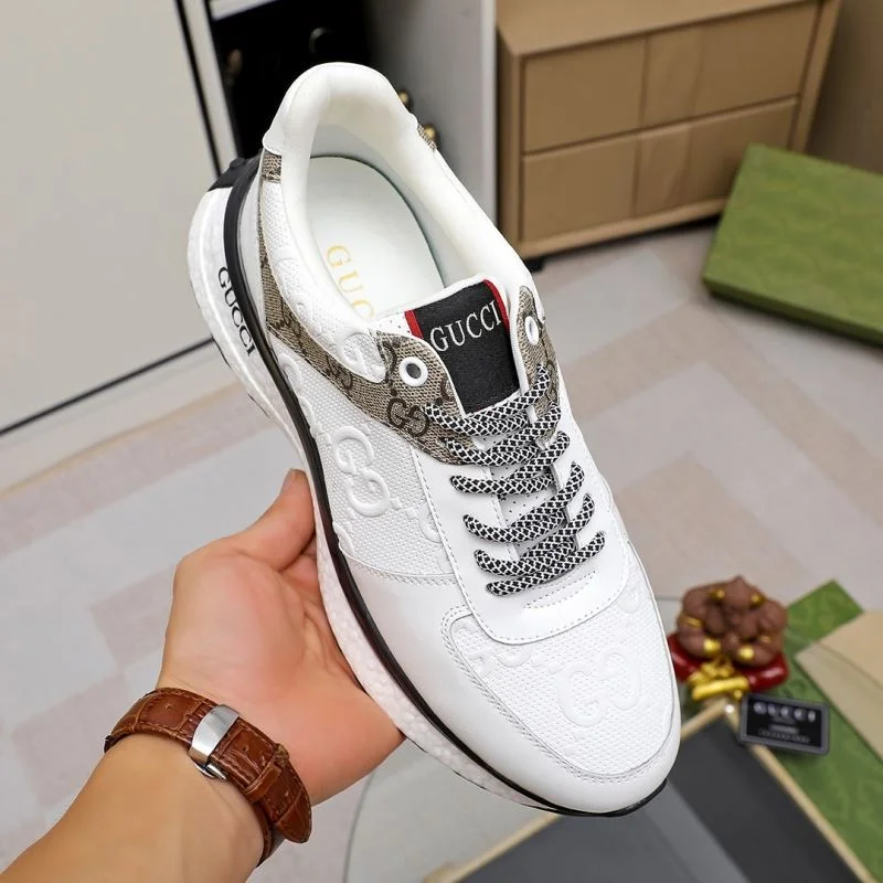 Unique Gucci Low Shoes 24064