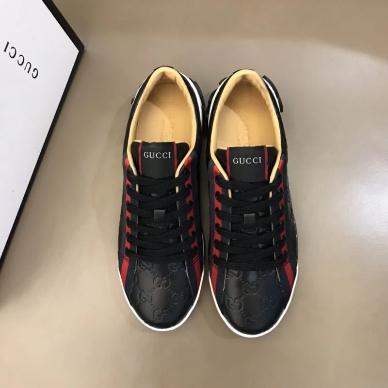 Gucci Low Shoes FashionForward 24056