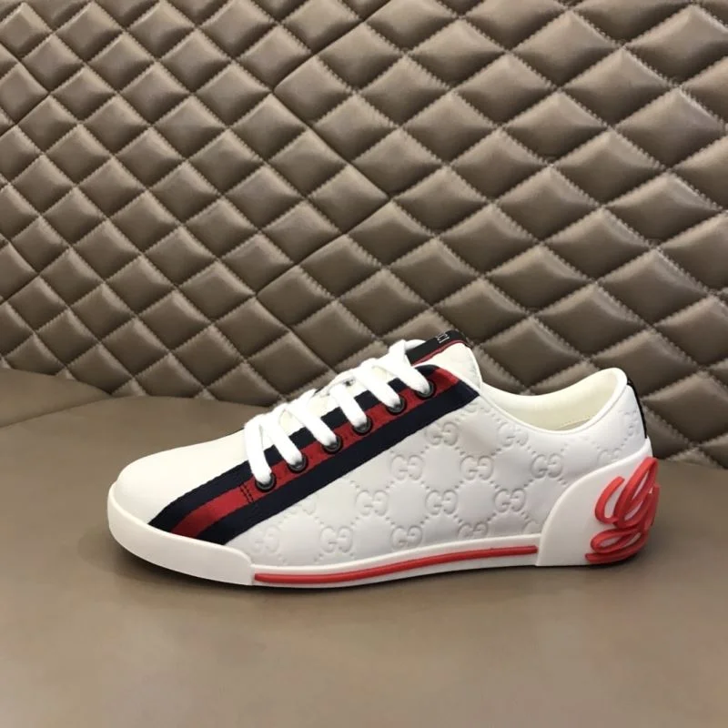 EasyCare Gucci Low Shoes 24052