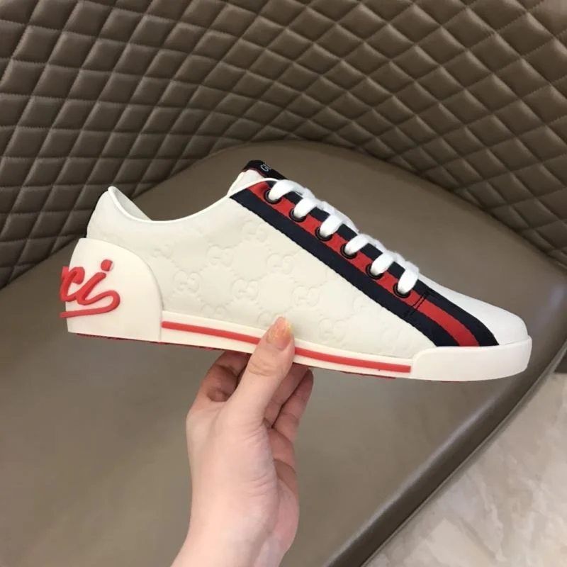 EasyCare Gucci Low Shoes 24052