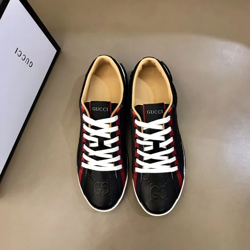 Gucci Low Shoes Seasonal 24063