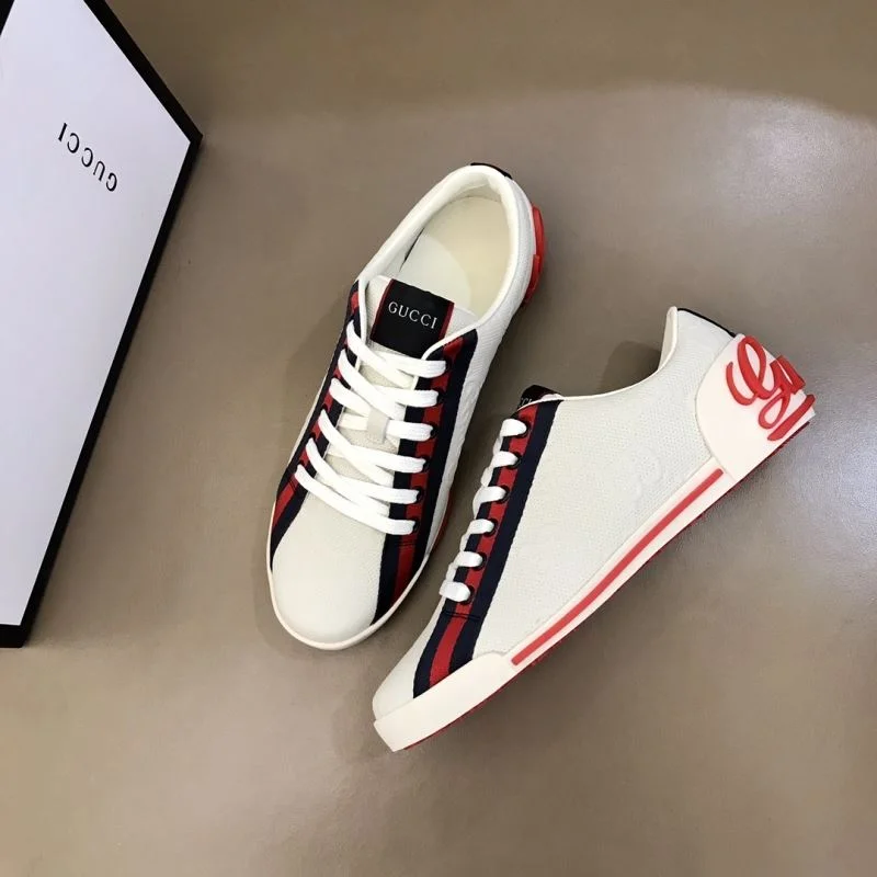 Gucci Low Shoes Youthful 24049
