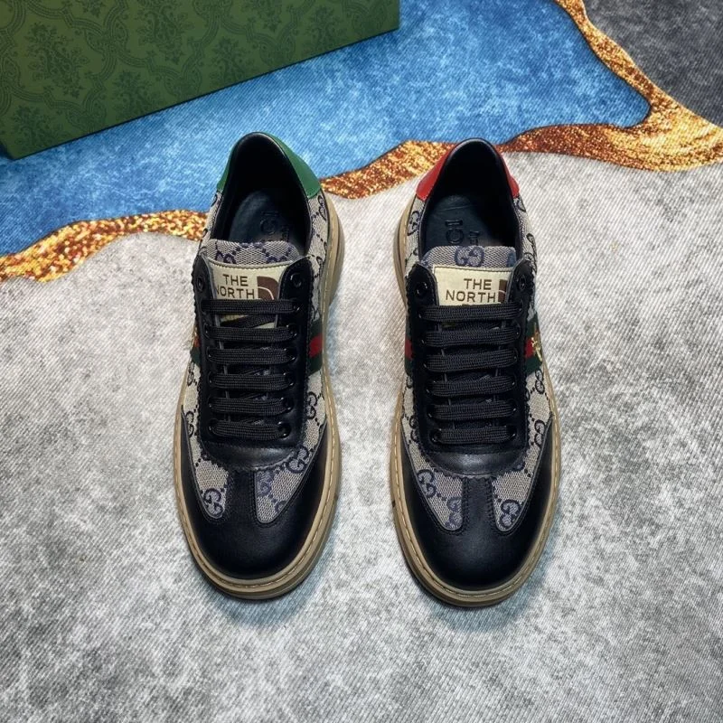 Refined Gucci Low Shoes 24050
