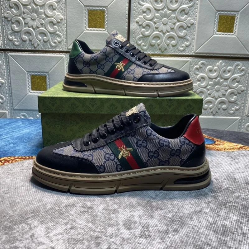 Refined Gucci Low Shoes 24050