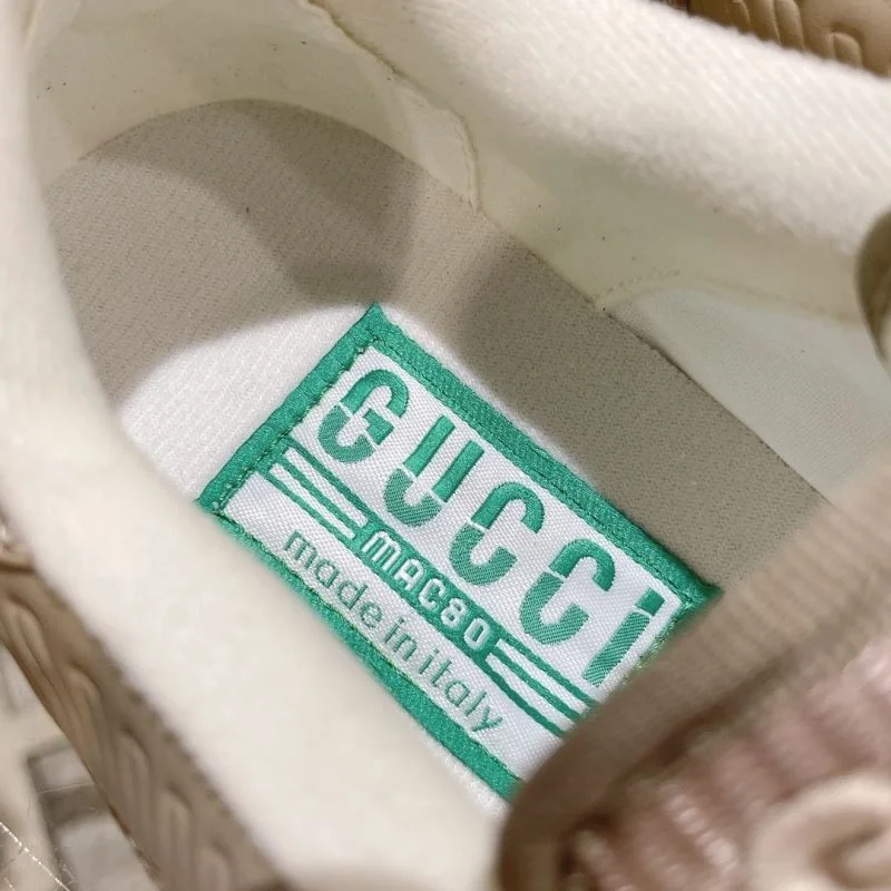 Modern Gucci Low Shoes 24627