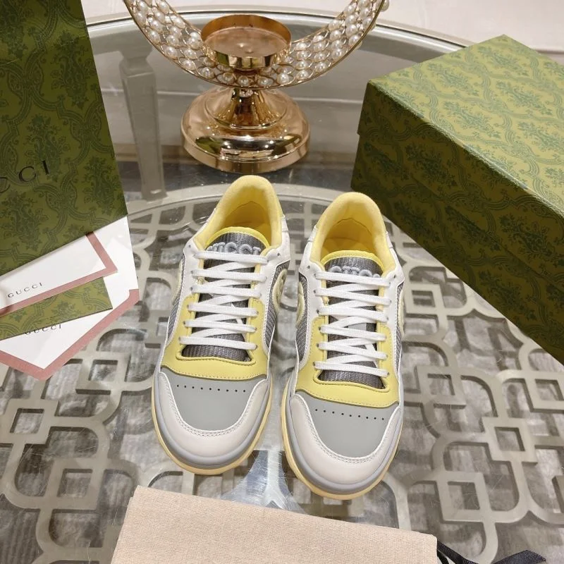 Sporty Gucci Low Shoes 24623