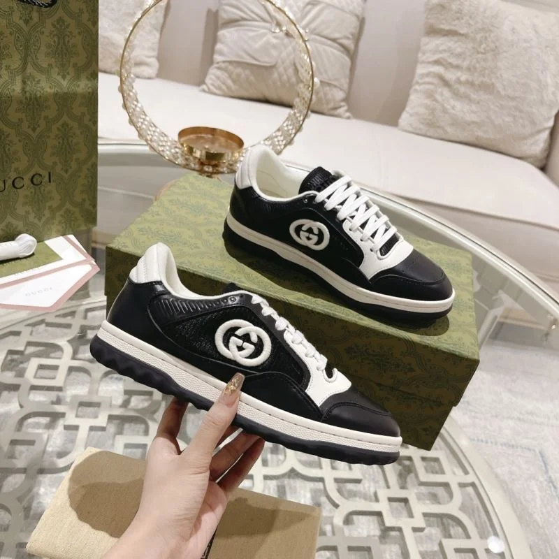 Gucci Low Shoes Original 24640