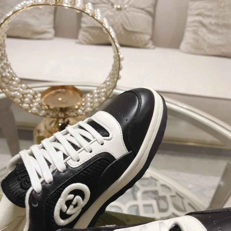Gucci Low Shoes Original 24640
