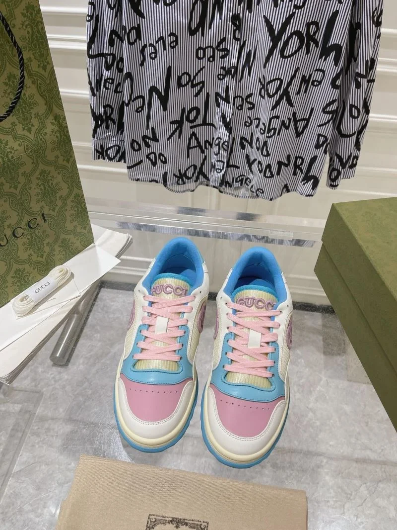 Gucci Low Shoes Stylish 24625