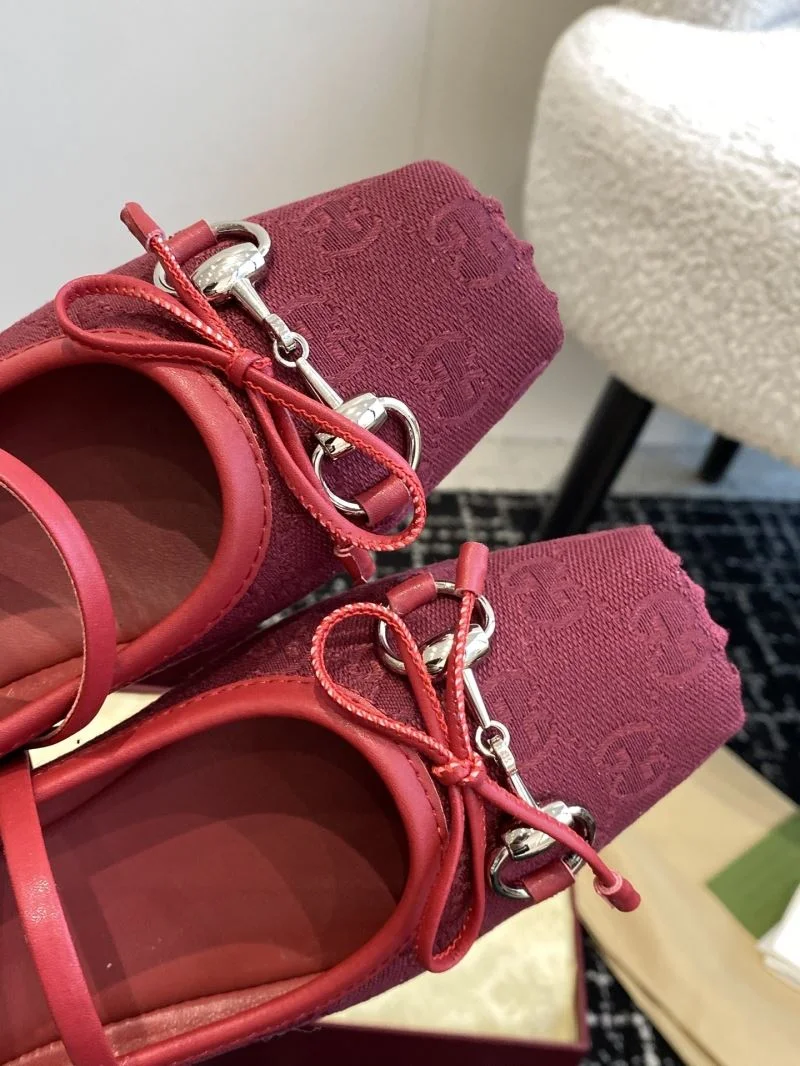 FlexibleFit Gucci Low Shoes 24605