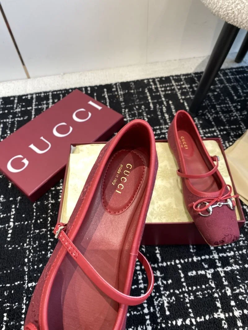FlexibleFit Gucci Low Shoes 24605