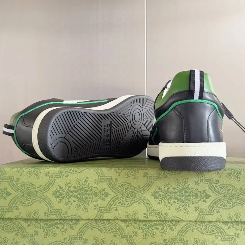 Sleek Gucci Low Shoes 24835