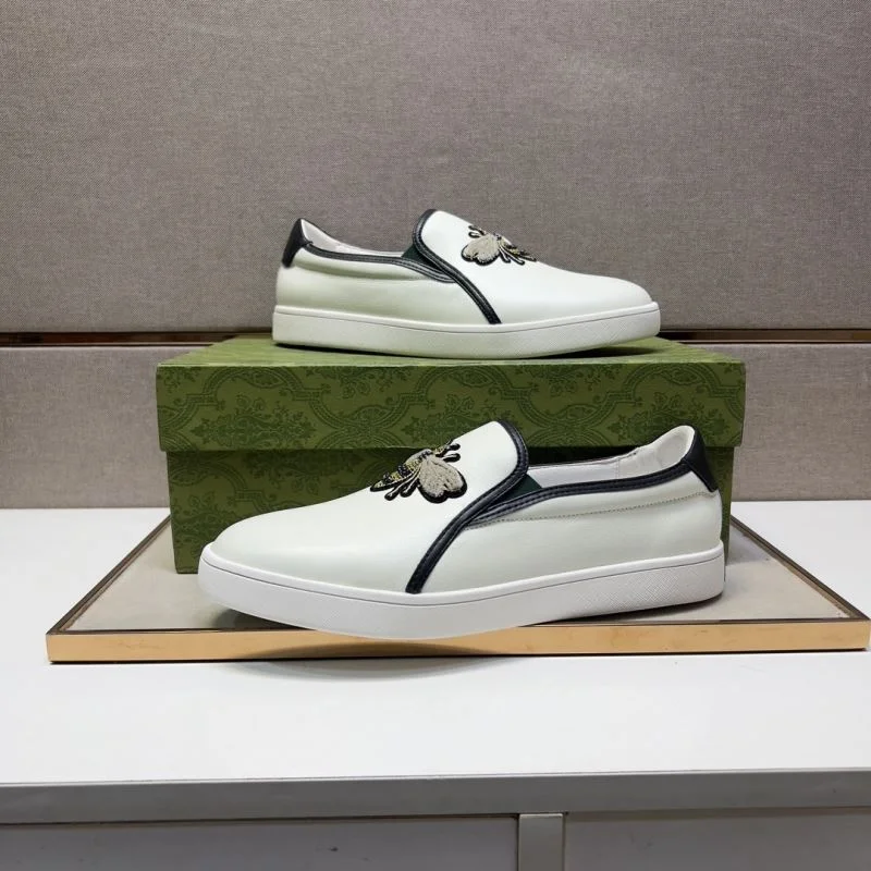 Minimalist Gucci Low Shoes 25659