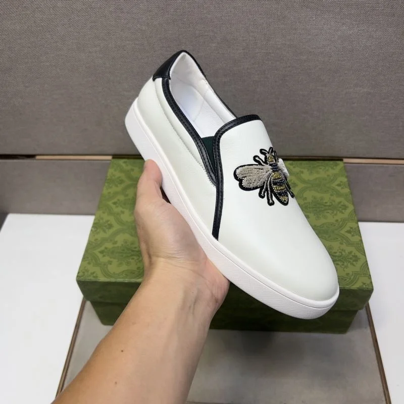 Minimalist Gucci Low Shoes 25659