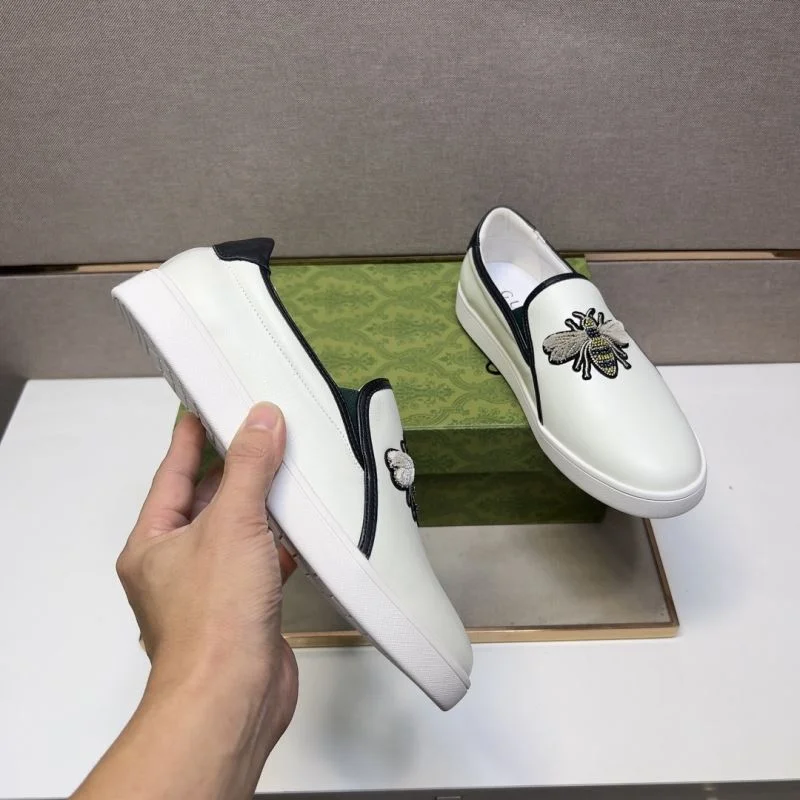 Minimalist Gucci Low Shoes 25659