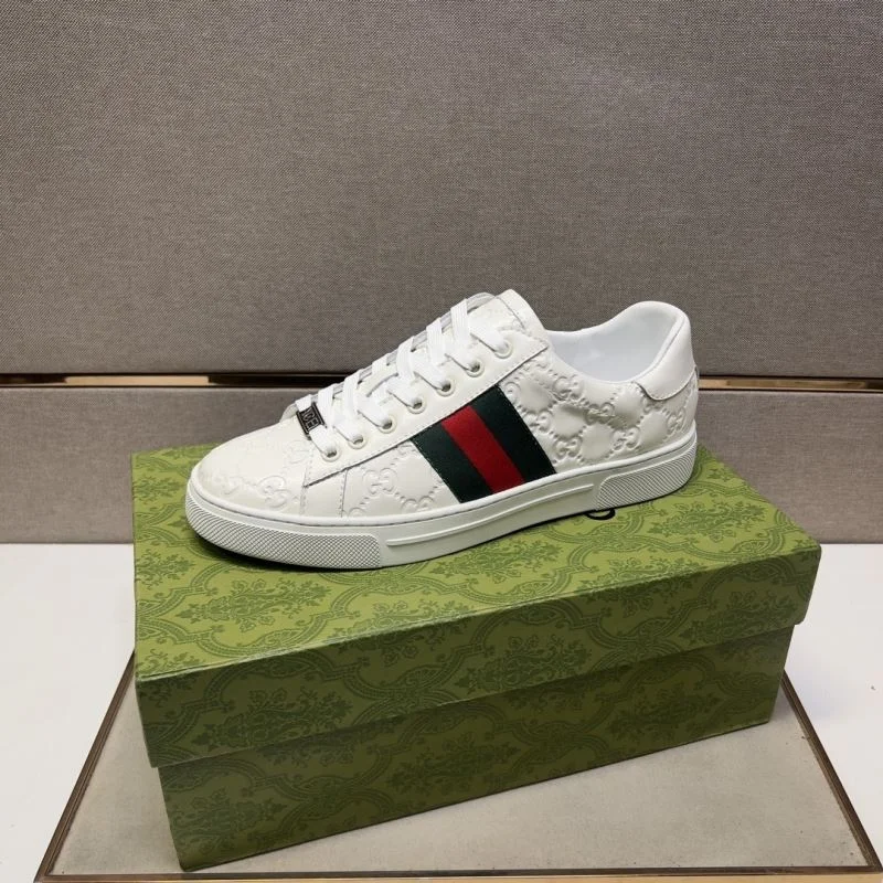 Gucci Low Shoes EyeCatching 25665