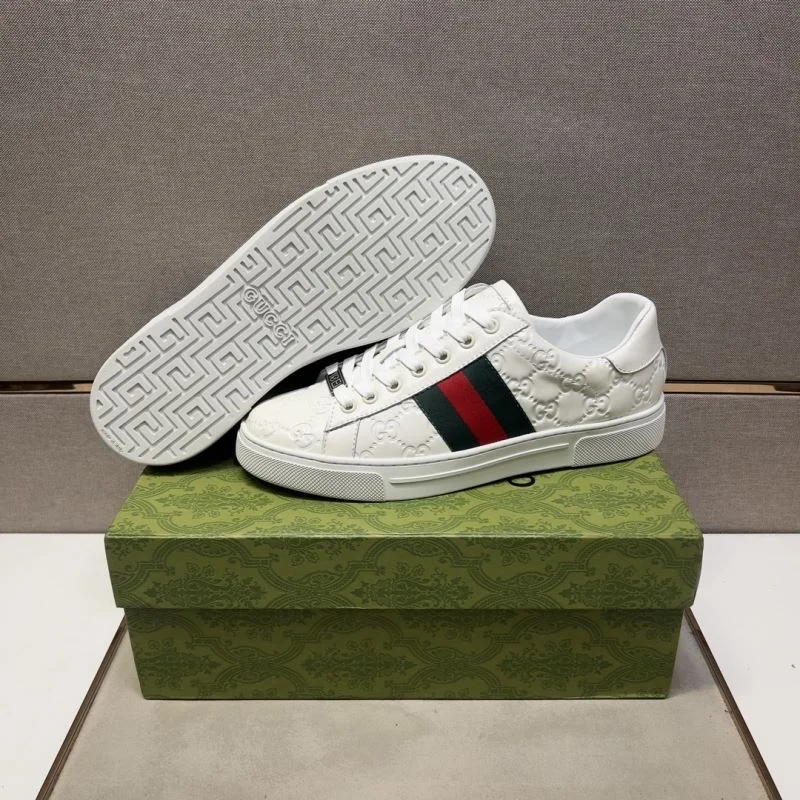 Gucci Low Shoes EyeCatching 25665