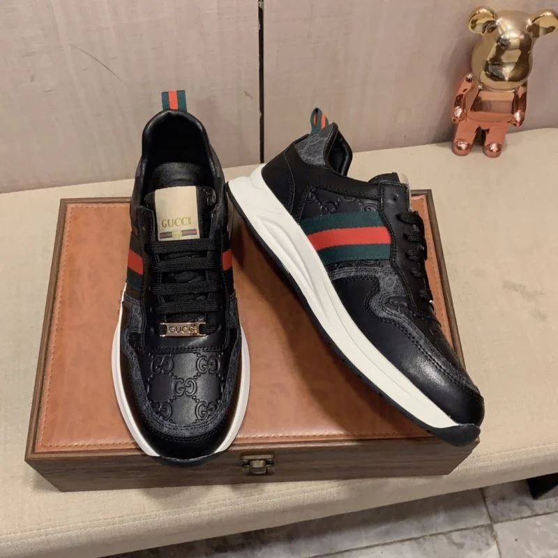 Gucci Low Shoes WellDesigned 25671