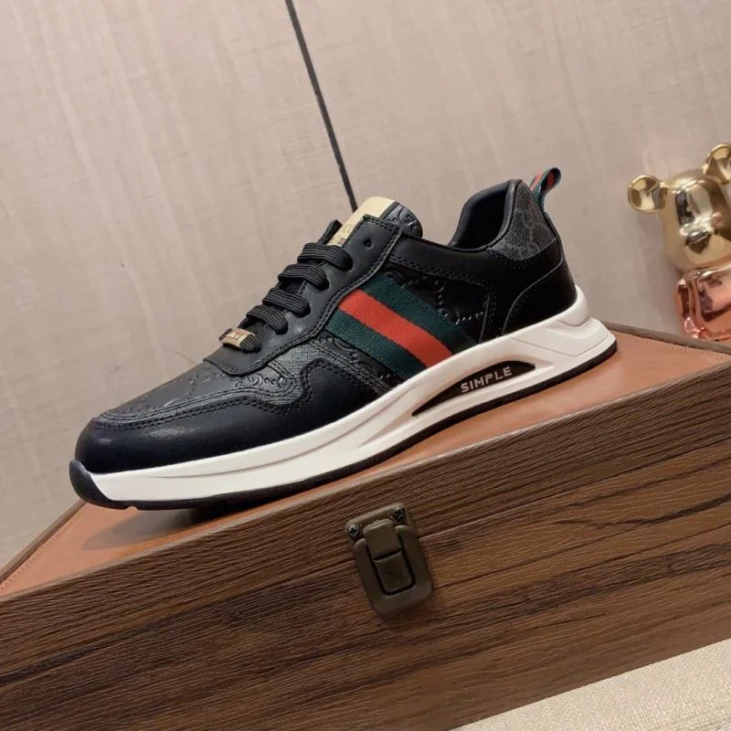 Gucci Low Shoes WellDesigned 25671