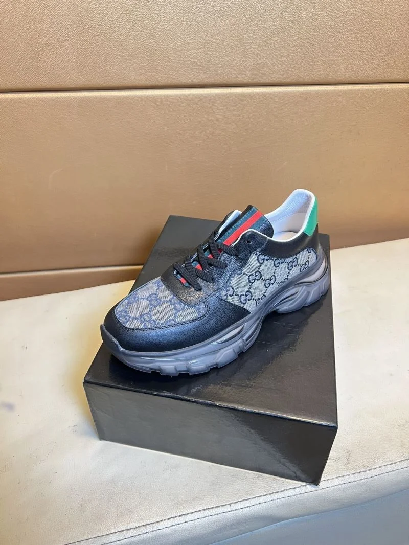 Neat Gucci Low Shoes 25699