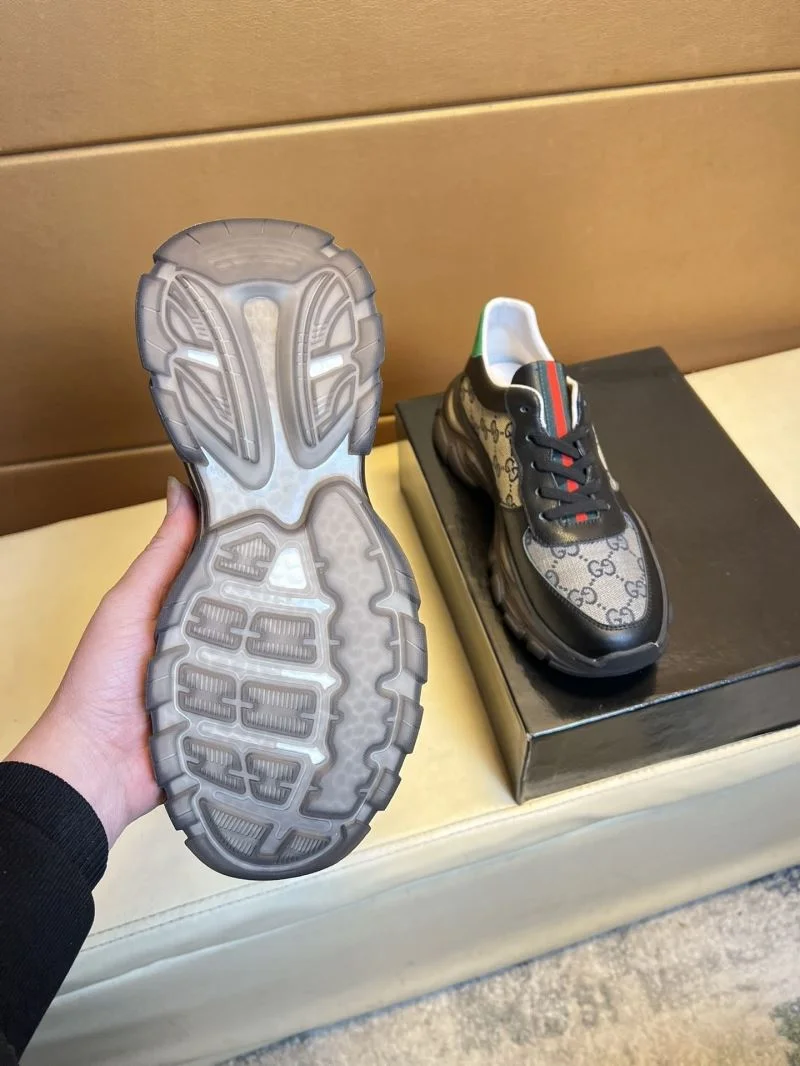Neat Gucci Low Shoes 25699
