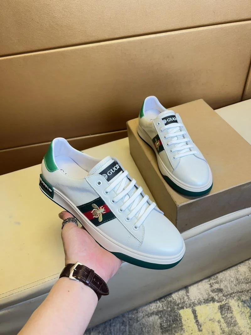 Unique Gucci Low Shoes 25647