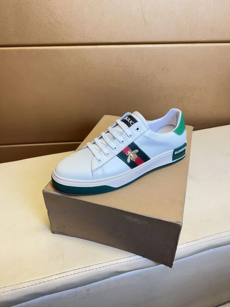Unique Gucci Low Shoes 25647